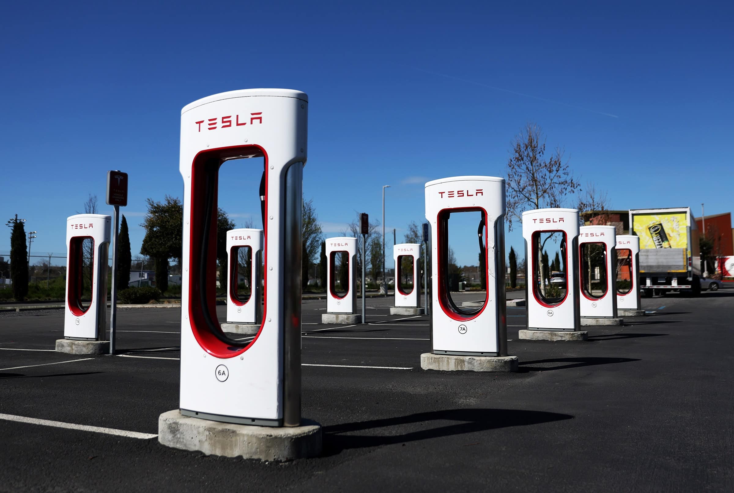 Tesla Superchargers in Dubai Now Paid